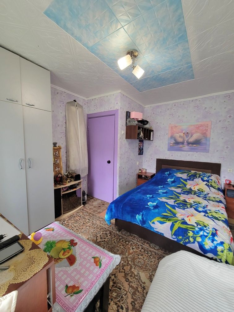Продам 1-комнатную квартиру Тополь-2