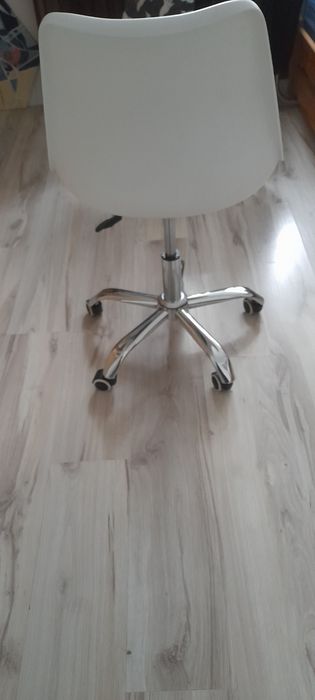 Krzesło obrotów do biurka