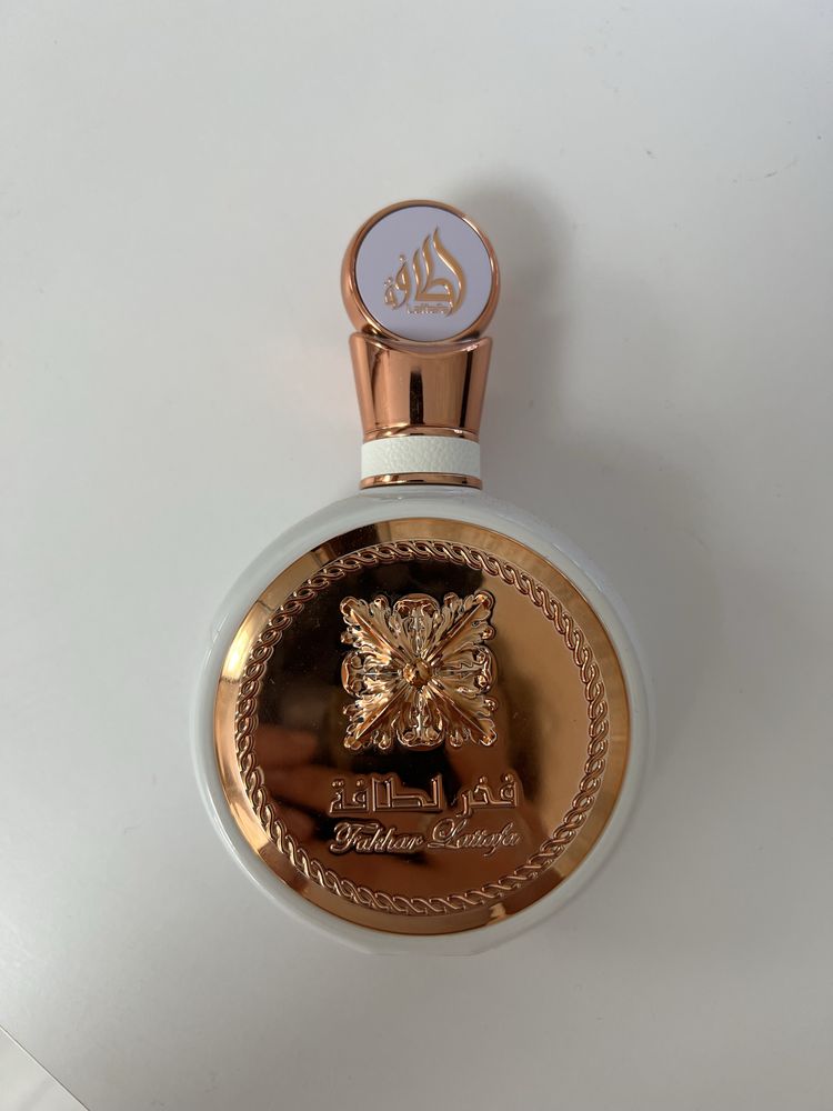 Парфум Lattafa Fakhar Rose