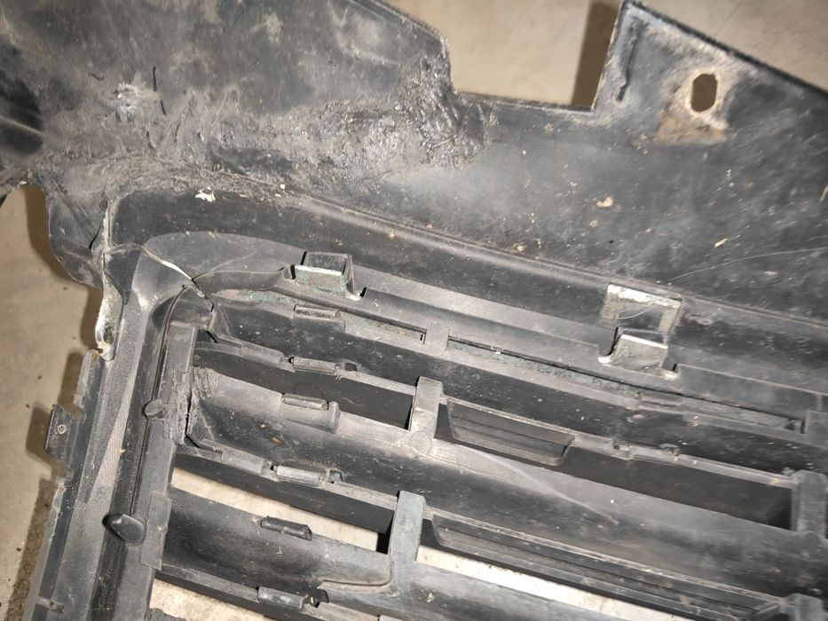 Audi A8 D3 grill atrapa zderzaka 4E0.807.653A i inne
