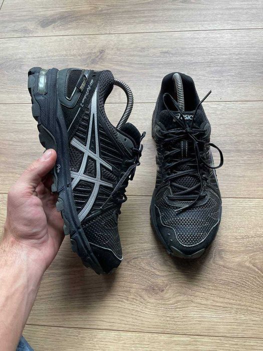 Чоловічі трейлові кросівки фірми Asics Gel Fujitrabuco 2 gore-tex
