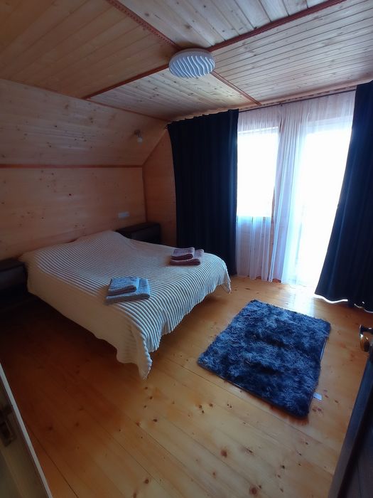 Котедж у ворохті