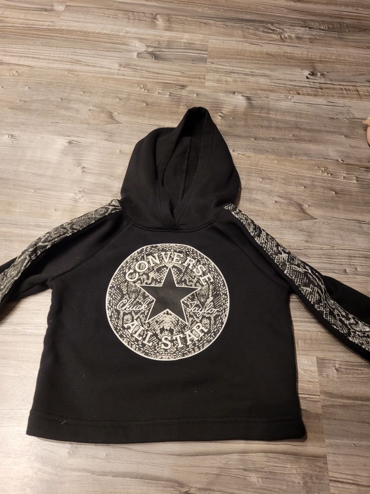 Swetr dziewczecy nowy converse
