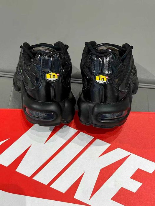 Nike Air Max TN Plus Black R.36