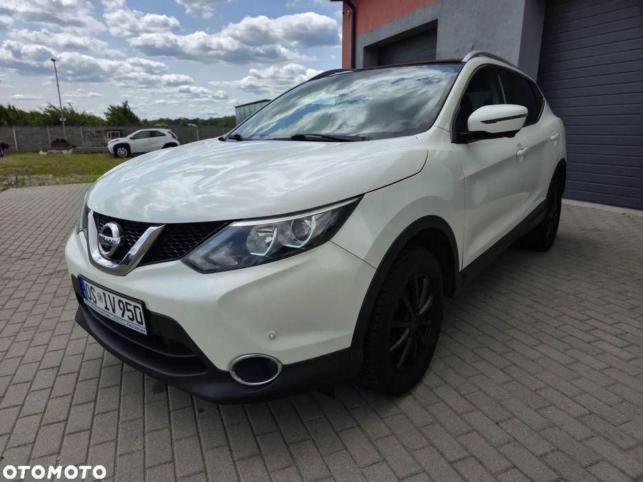 Nissan Qashqai 2015*1.6*XENON*Kamera Cofania 360*Keyless*Panorama*Duży Ekran*