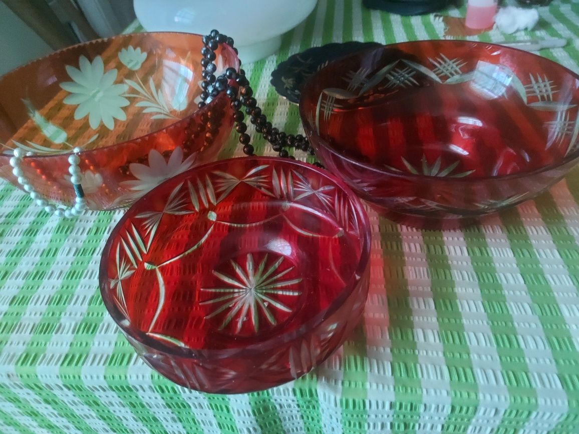 Красное стекло,хрусталь