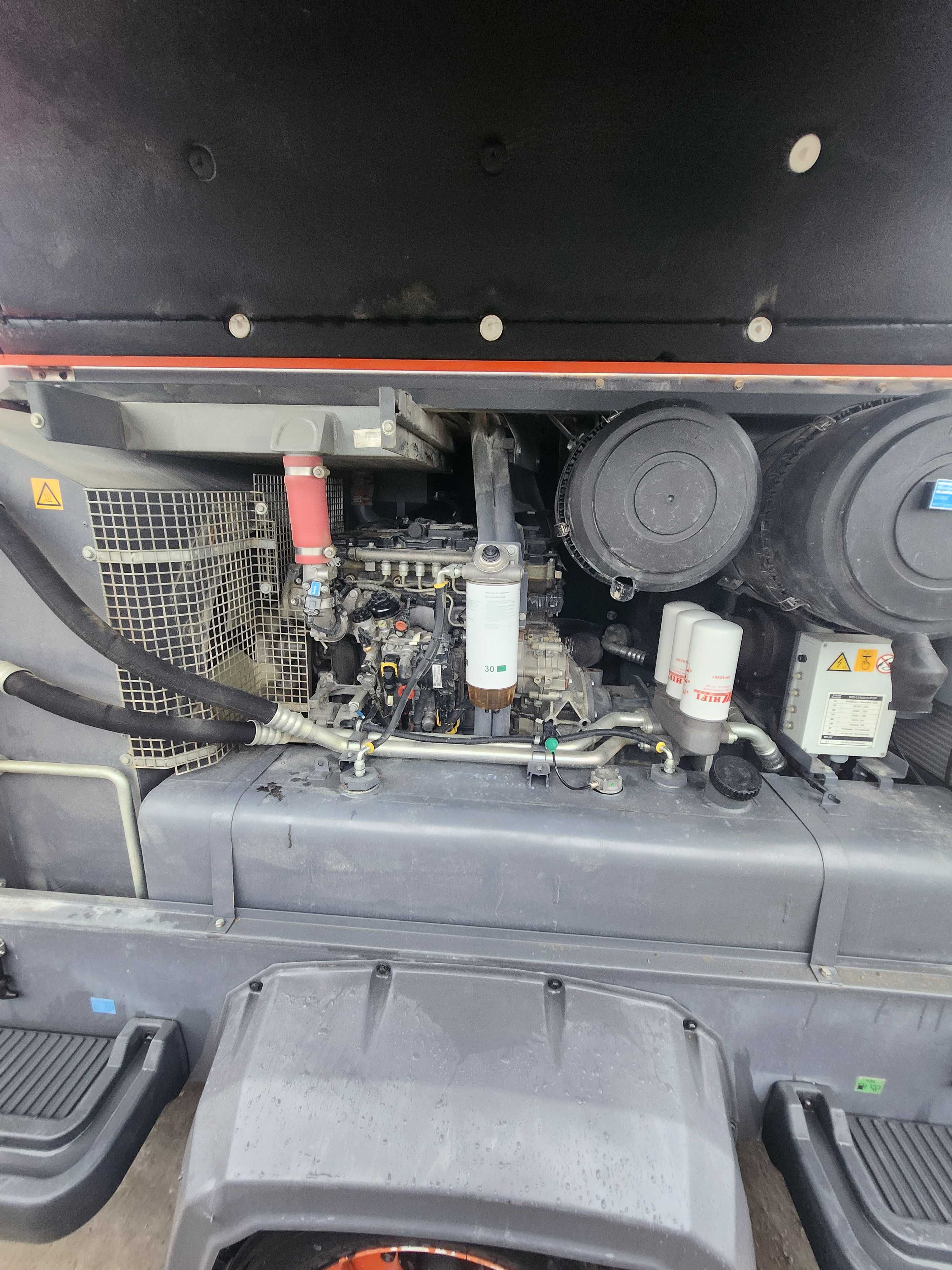 Kompresor mobilny Atlas Copco XAHS 317 - 18m3 -12 bar -2016r / 2230mth