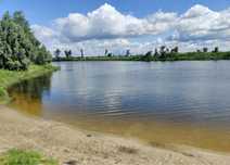 Сдам дом возле воды Десна Погреби