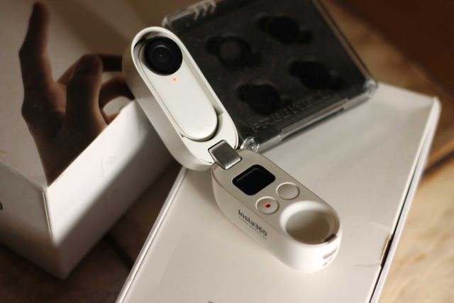 Kamerka sportowa Insta360 go2 32GB + Filtry
