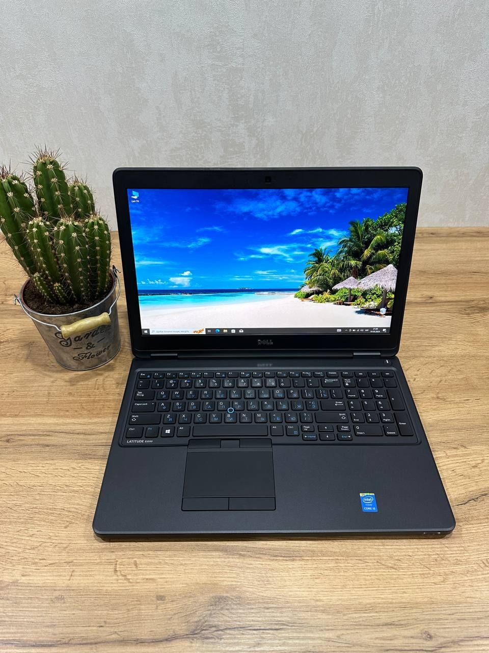 Ноутбук Dell Latitude E5550 - СТАН НОВОГО