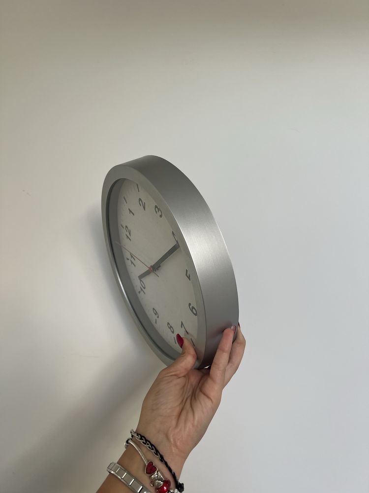 Relogio ikea prateado