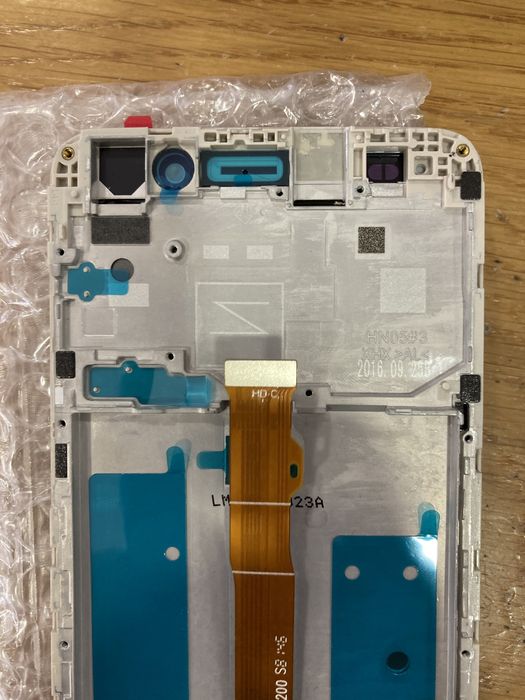 Huawei Y6 LCD Touch Screen Display – New64286385464706124