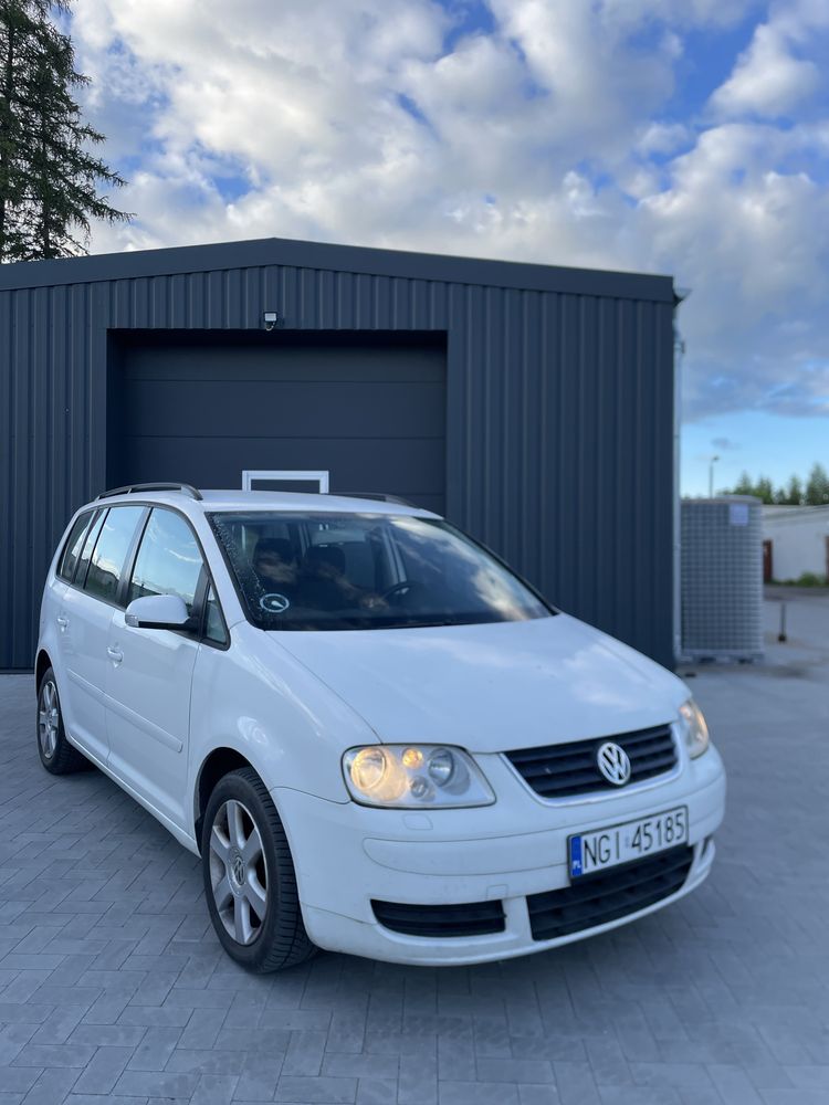 Volkswagen Touran 1.9tdi, hak