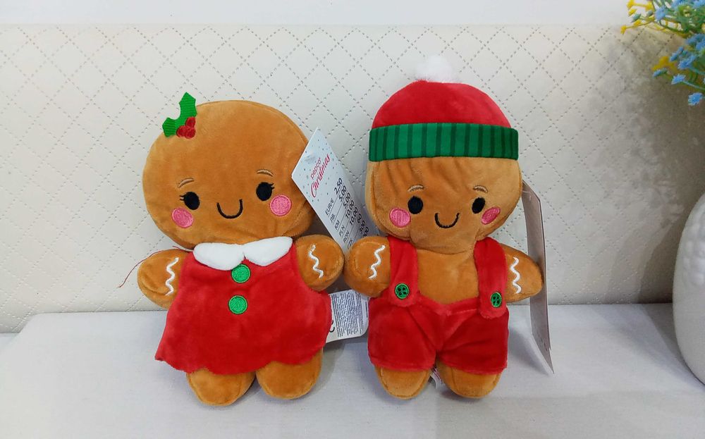 Cztery maskotki pierniczki świąteczne kolekcja Pepco ciastek