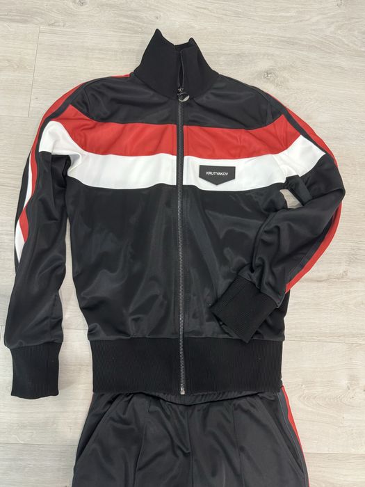 Спортивний костюм