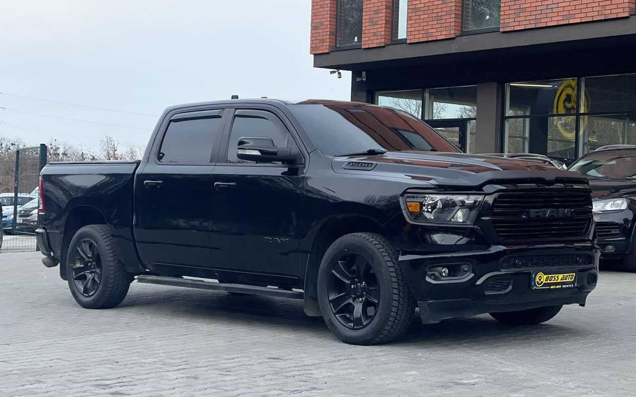 Dodge RAM 2020 року