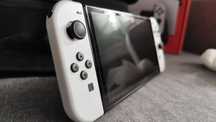Nintendo Switch OLED + 128gb+etui