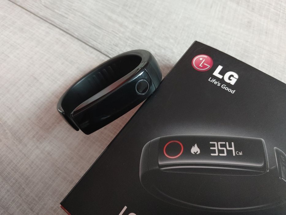 LG Lifeband Touch M activity tracker miernik aktywności