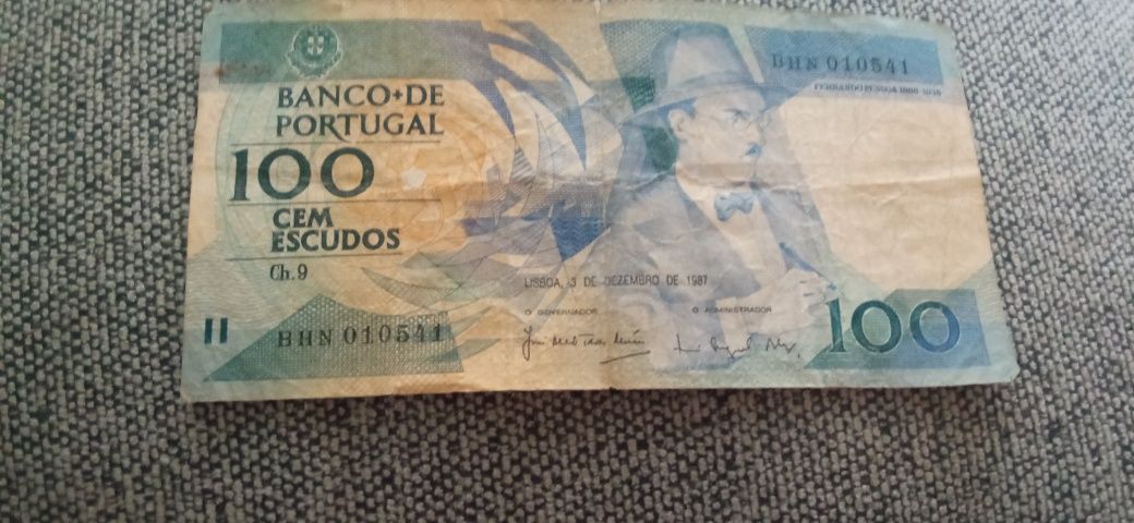 Nota de 100 escudos