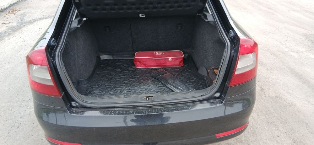 Шкода Октавия а5 1.6tdi 2011р.