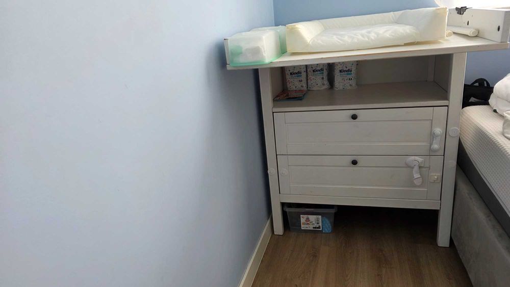 SUNDVIK
Komoda z przewijakiem, biały