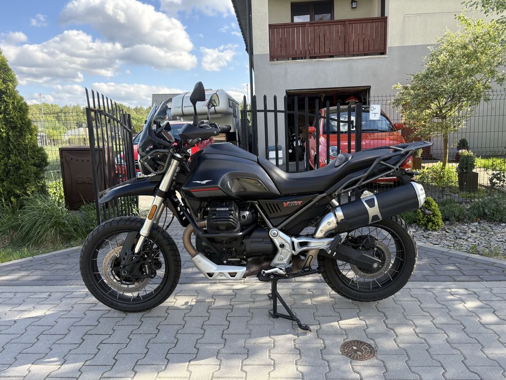 Moto Guzzi V85TT rocznicowy Nero Etna GWARANCJA do 10/2025 ZAMIANA