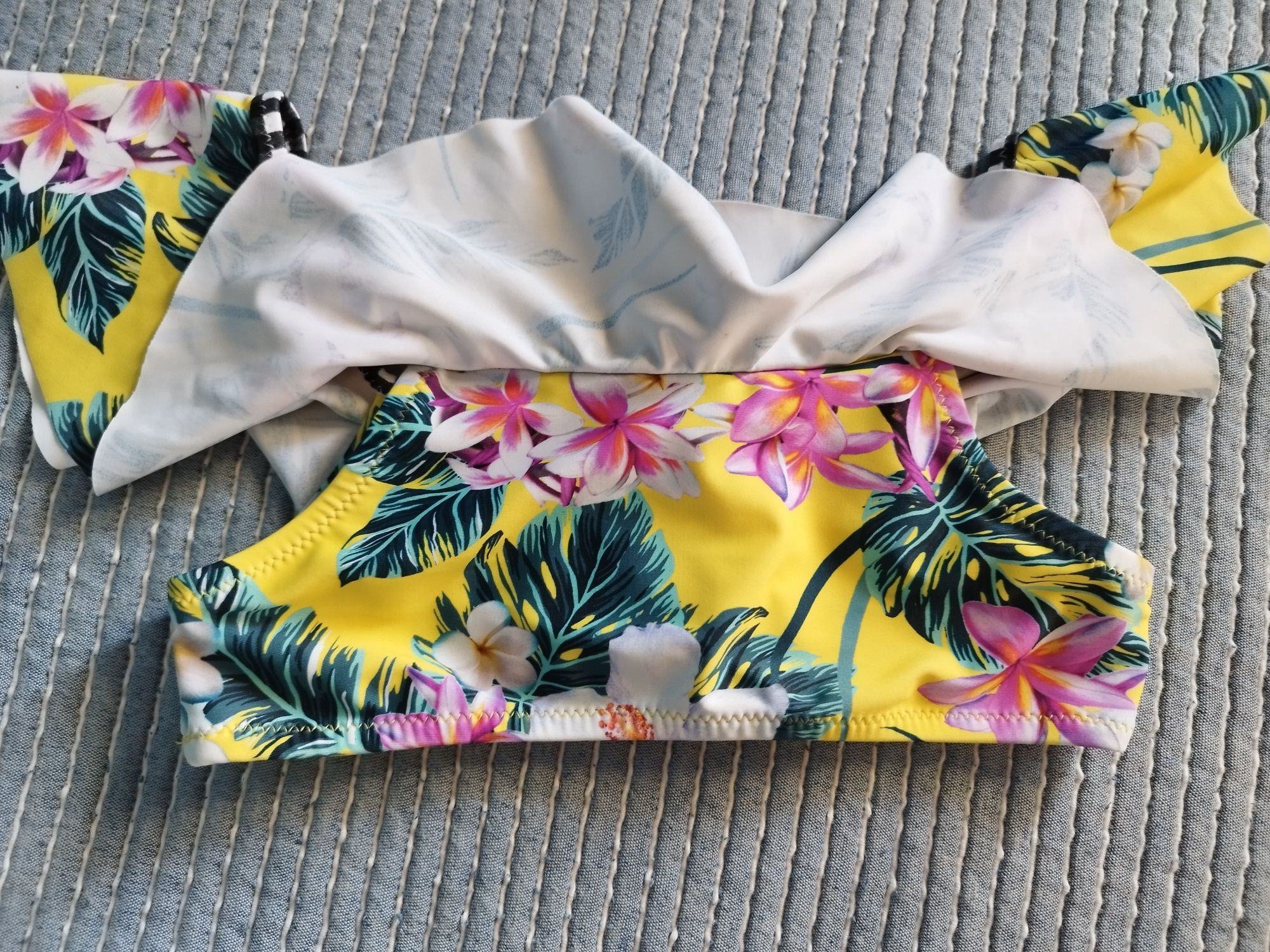 Bikini da River Island, tamanho 5-6 anos