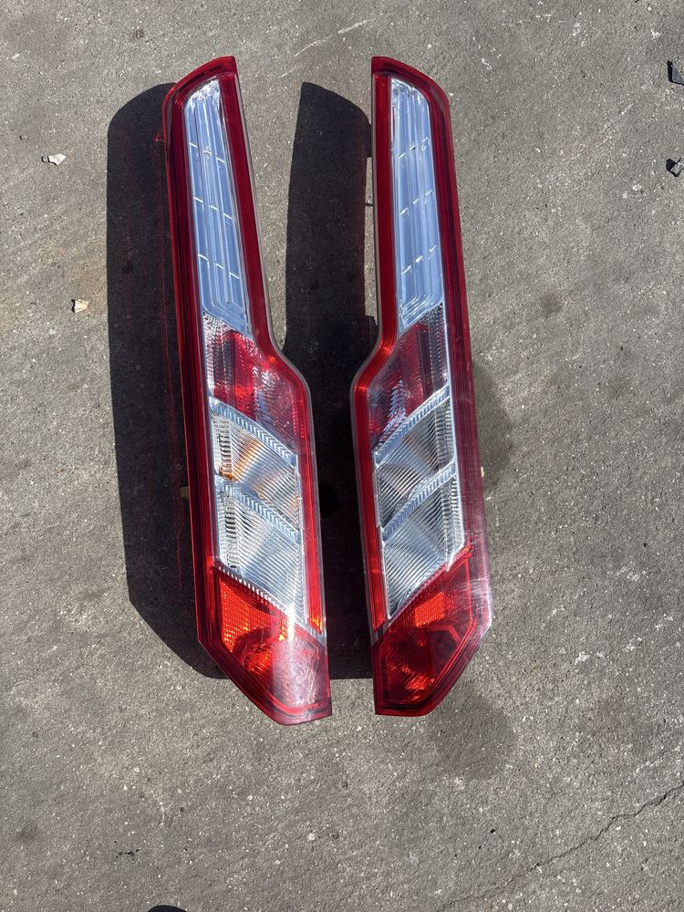 Transit custom 12-18 lampa tył tylna lewa prawa Eu