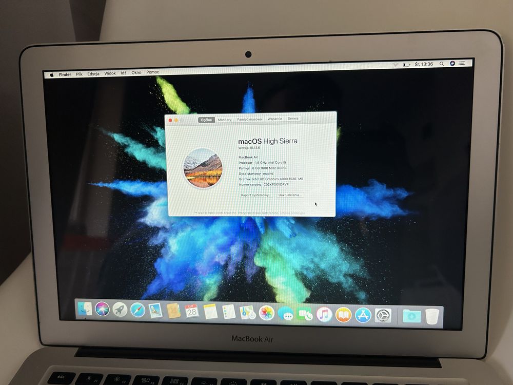 Apple Macbook Air 13 Cali A1466 i5 1.8GHz  (turbo 2.7Ghz) 8 GB RAM