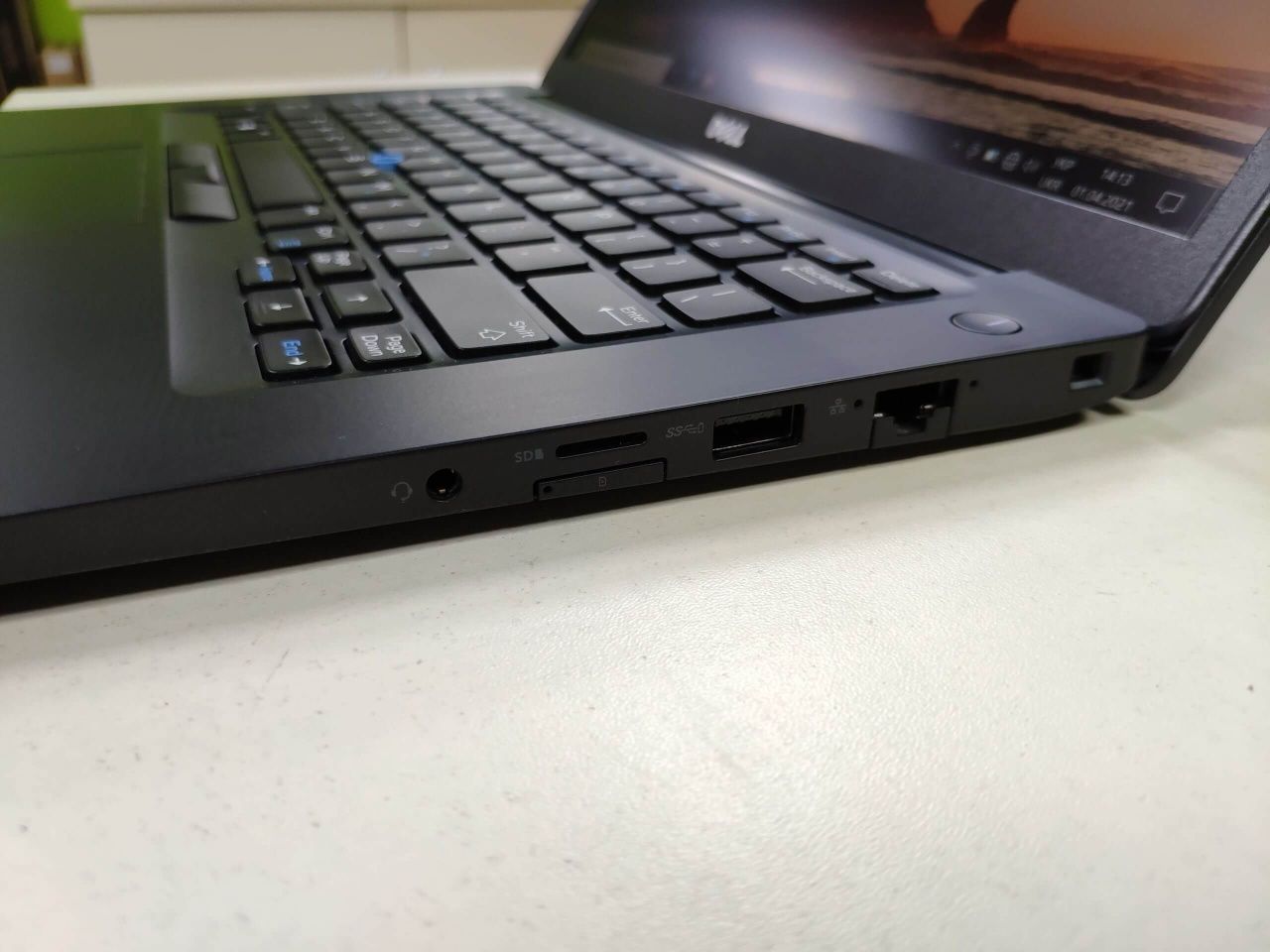 Ноутбук Dell latitude 7480 озу-16гб ccd-256гб