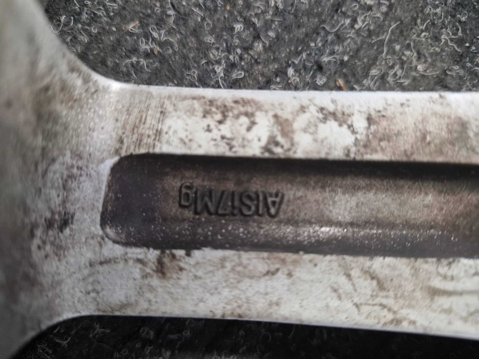 Komplet kół aluminiowych VW TOUAREG 19"