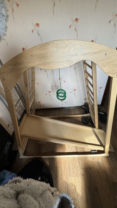 Дитячий спортивний комплекс