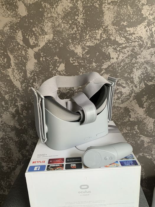 VR шолом Oculus Go 32GB — окуляри віртуальної реальності