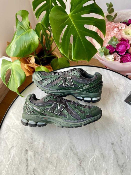 Кросівки New Balance 1906R Dark Olive premium