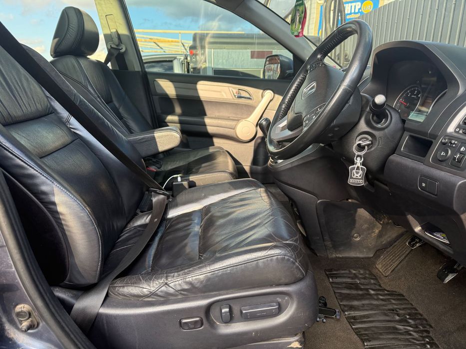 Продам авто Honda CR-V