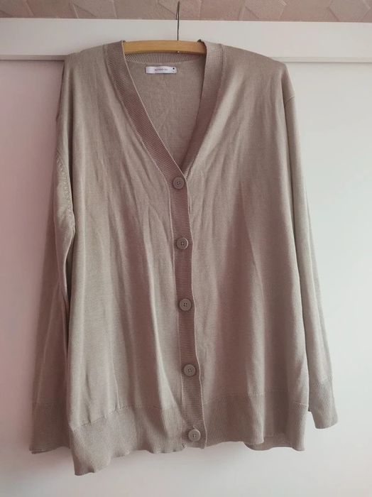 Kardigan sweter Reserved