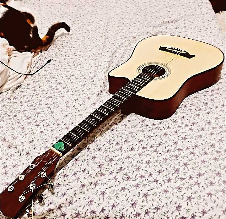 Guitarra Acústica