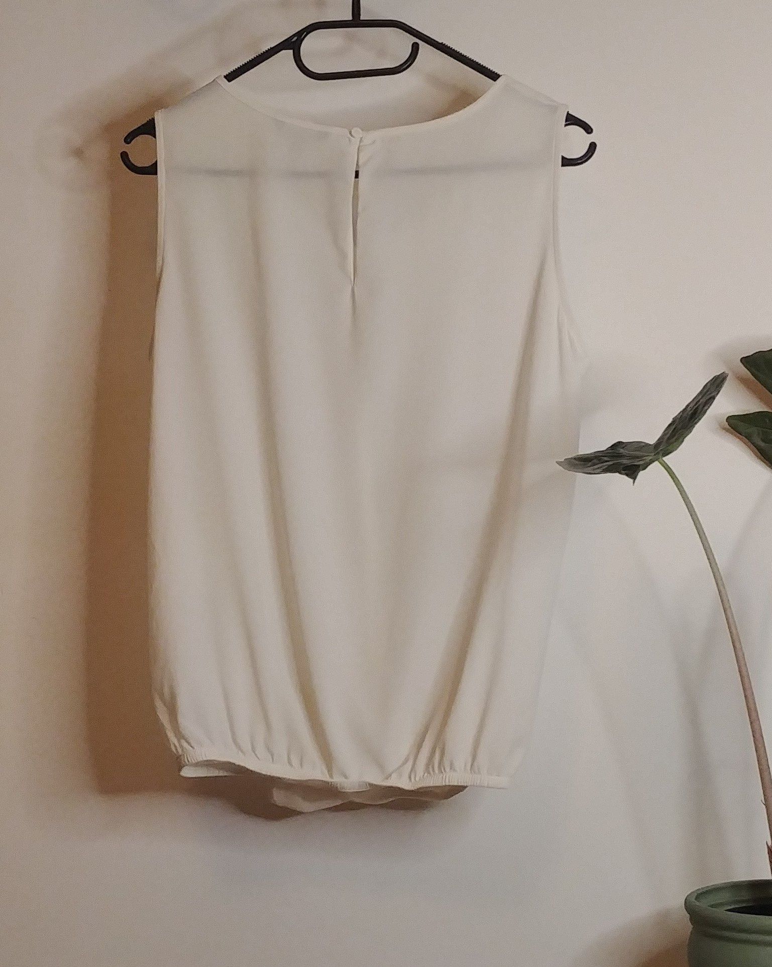 Elegancka koszulka ecru na ramiączkach S M