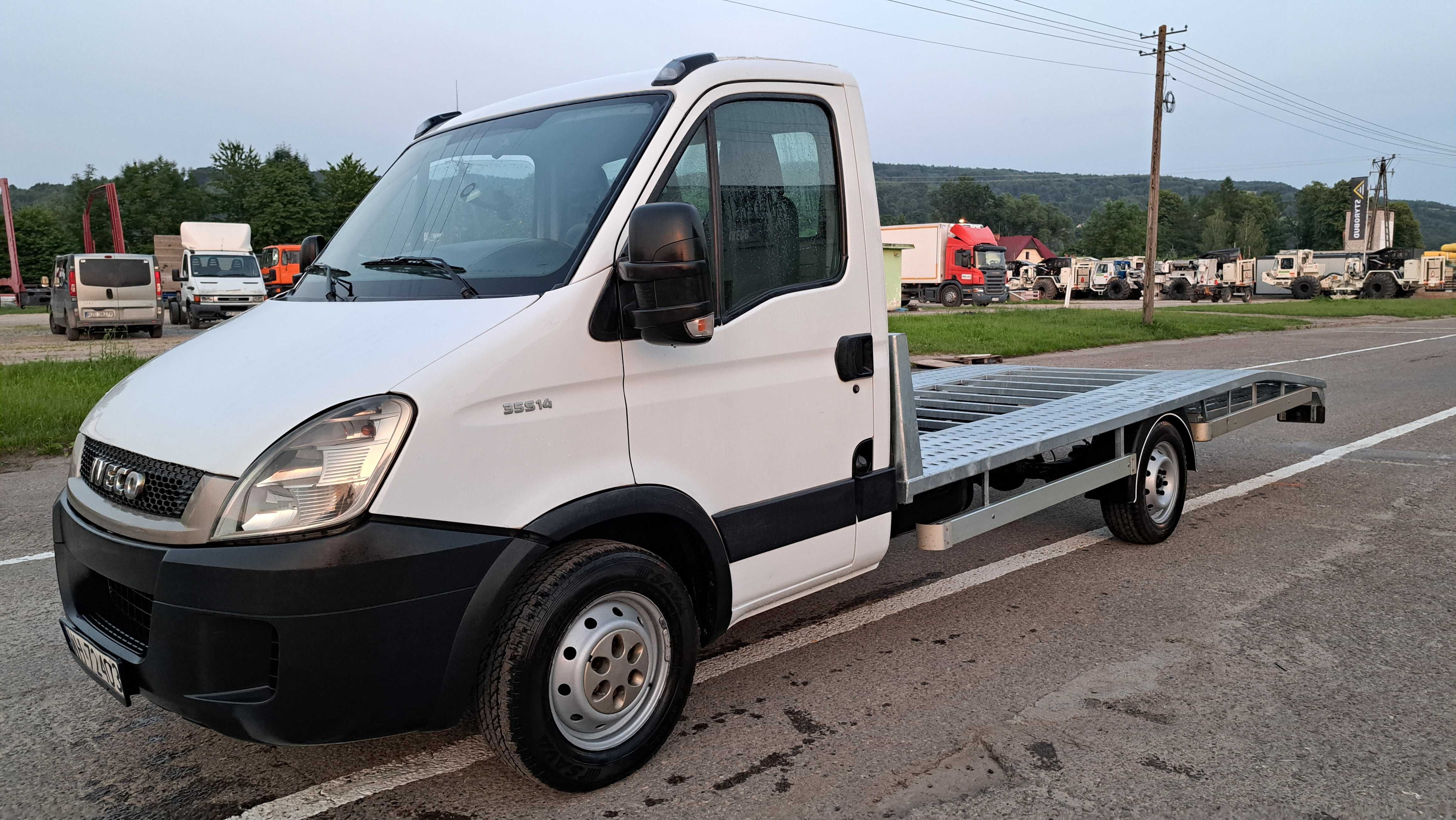 Iveco Daily 2.3 HPI nowy najazd 5m stalowy ocynkowany