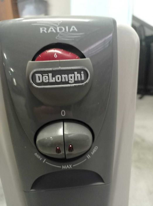 Aquecedor/Radiador a óleo 2000 W DeLonghi