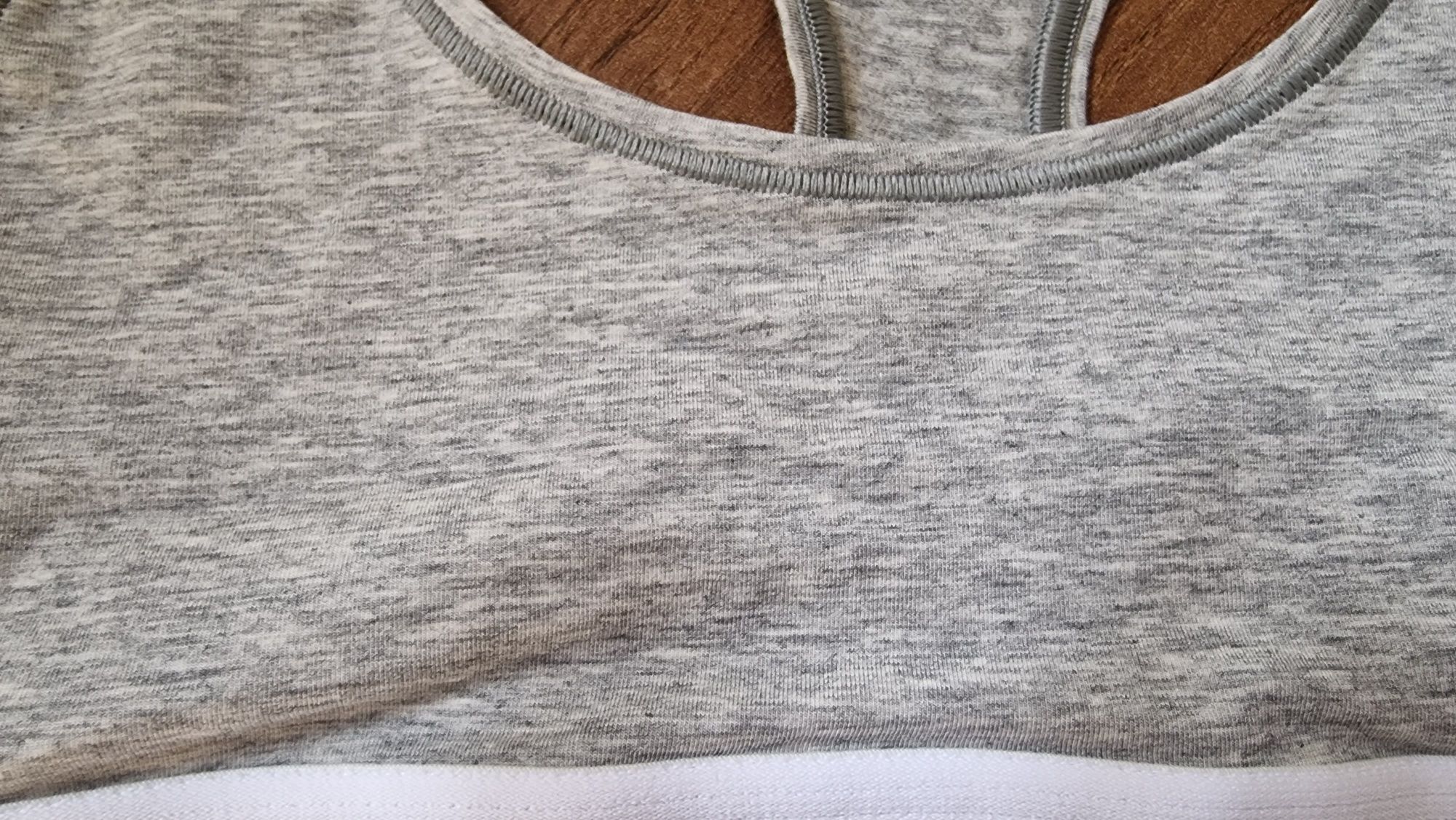 Nowy oryginalny top biustonosz sportowy Calvin Klein 36 S elastyczny