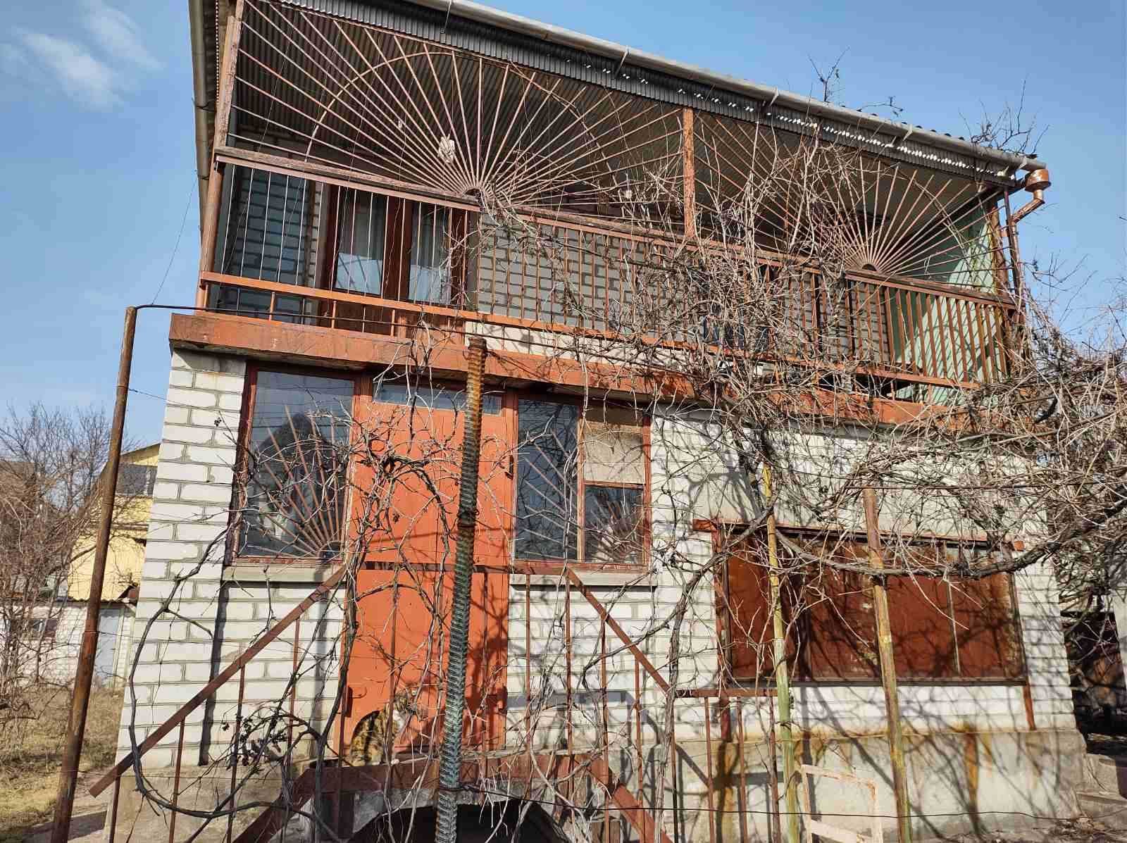 продам дом на бабурке на переезде на Беленькое в Городе.