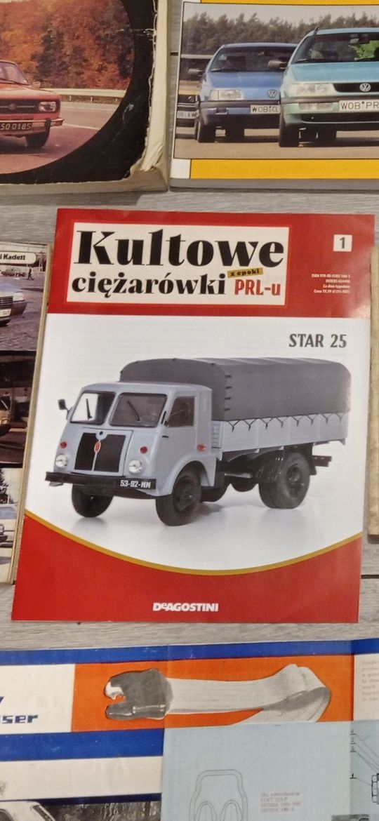 Książka Star 25 kultowe auta PRL plakat prospekt