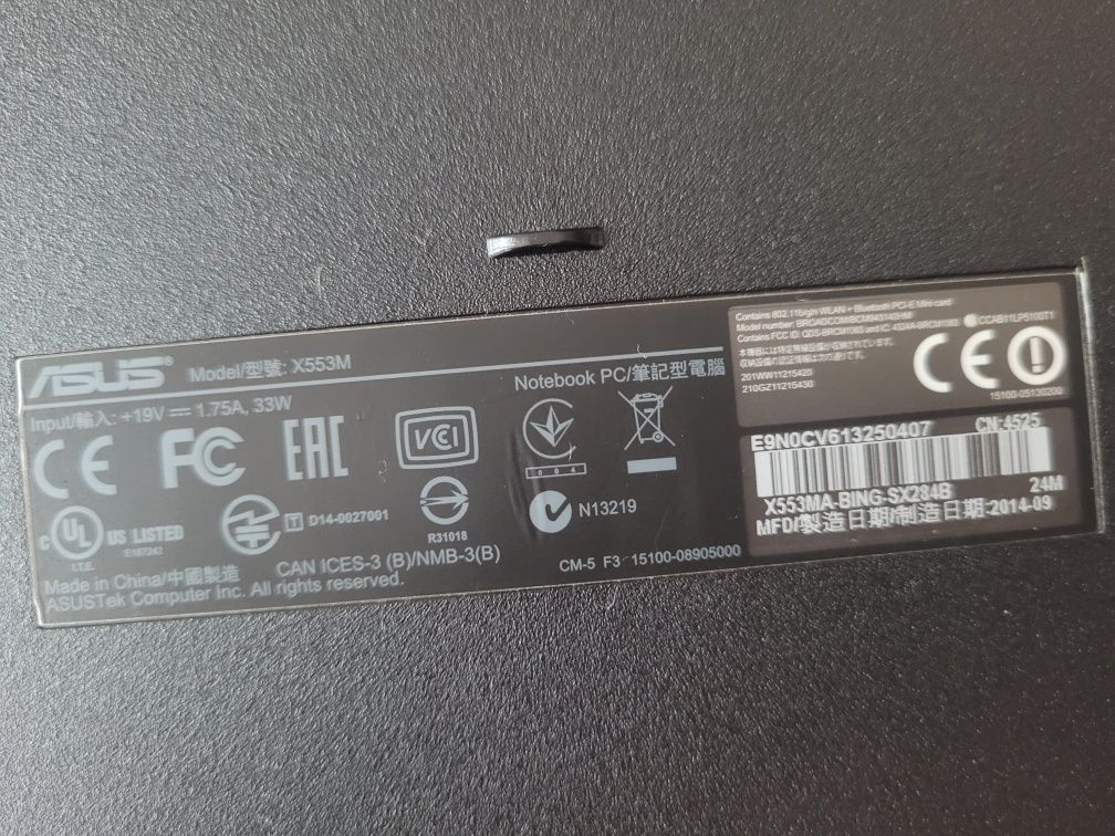 laptop ASUS model X553M
