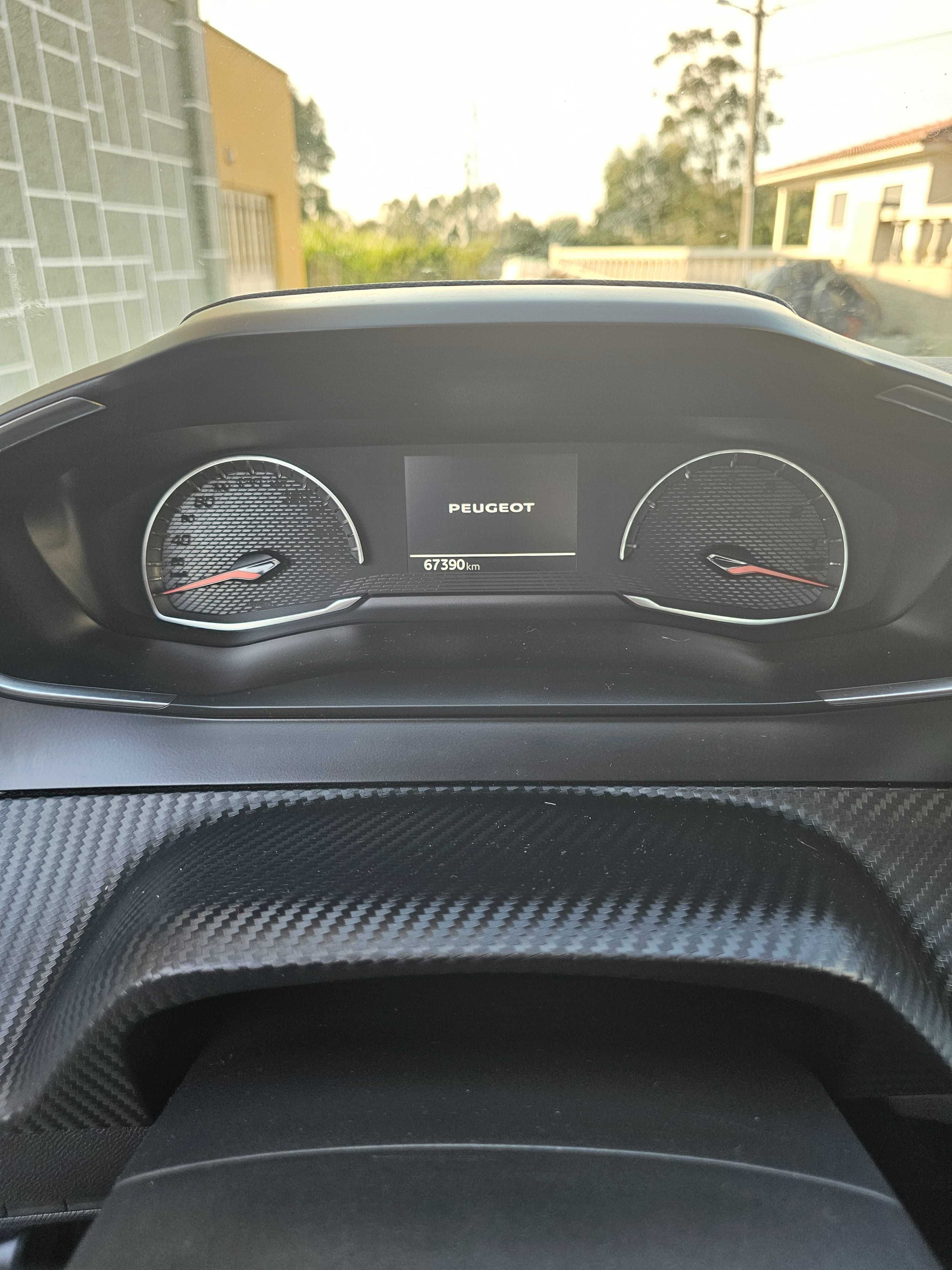 Peugeot 208 1.2 100cv ACTIVE EAT8