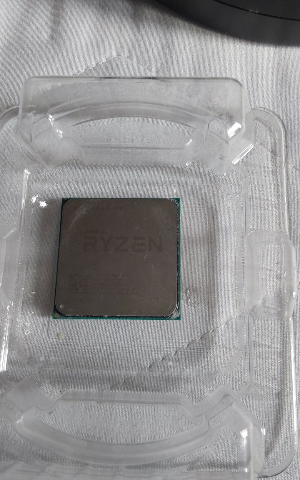 AMD Ryzen 5 1600