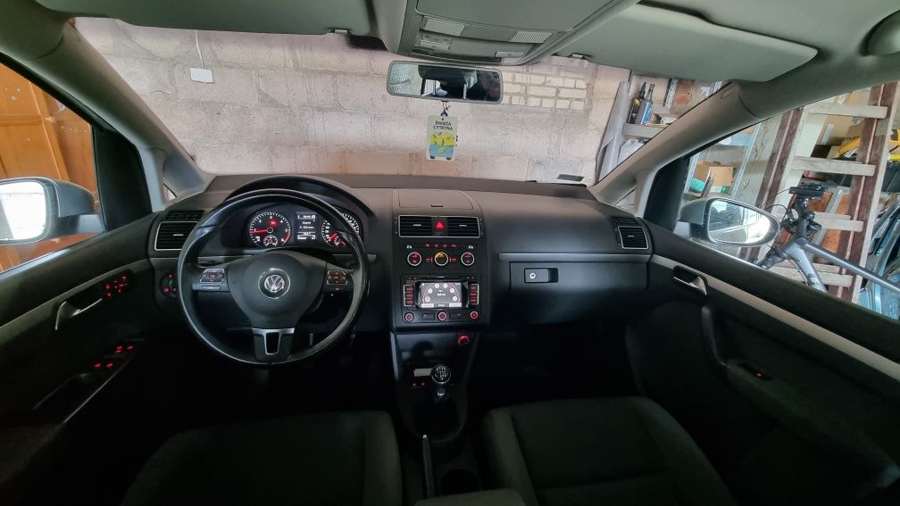 VW TOURAN 1.6 TDI super oszczędny!