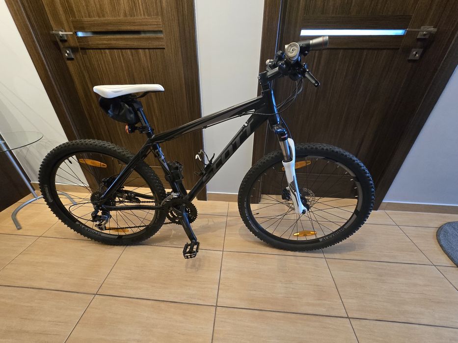 Scott rower górski 26 cali rozmiar M, 27 przerzutek