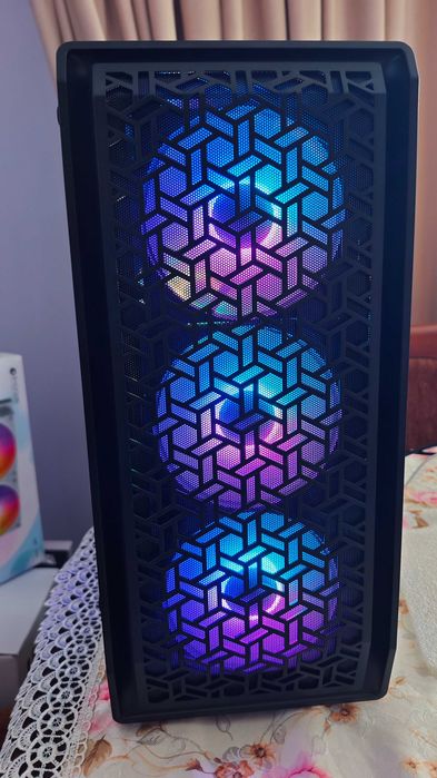 Ігровий ПК середнього високого рівня ідеальний баланс Потужності