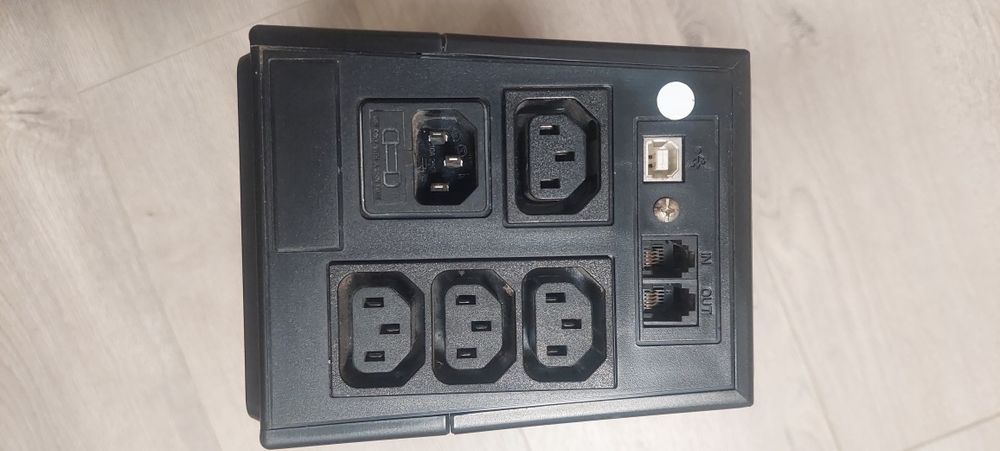 Джерело безперебійного живлення ДБЖ UPS FSP EP-650
